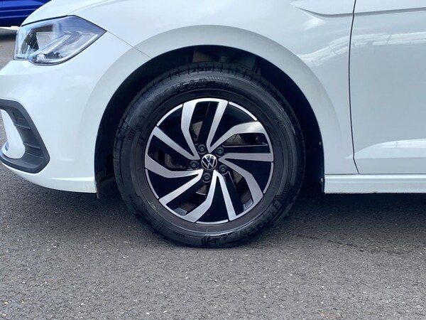 Used Volkswagen Polo 2023 for sale - 76219215: Photo 6