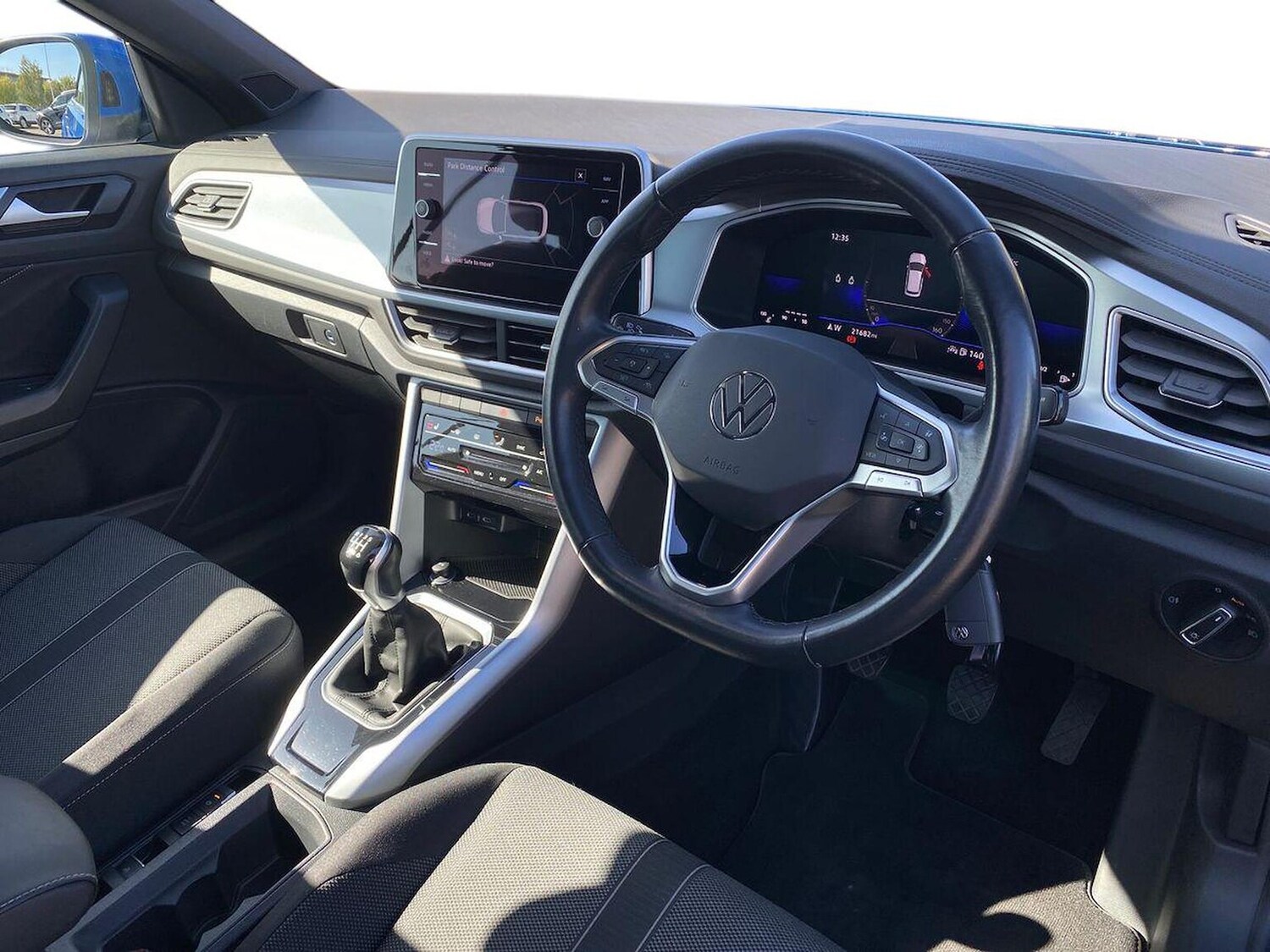 Used Volkswagen T-Roc 2023 for sale - 75999721: Photo 15