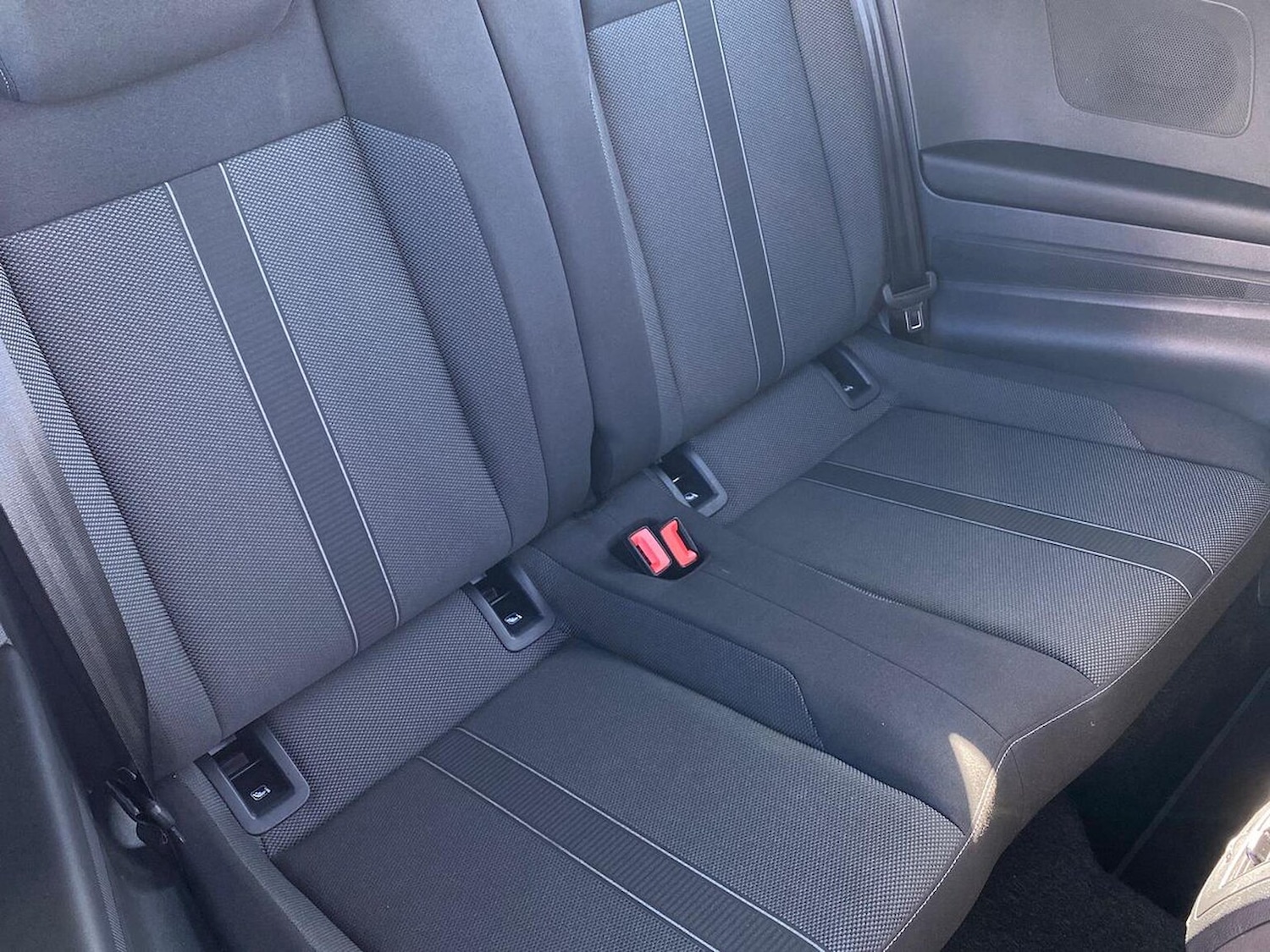 Used Volkswagen T-Roc 2023 for sale - 75999721: Photo 16