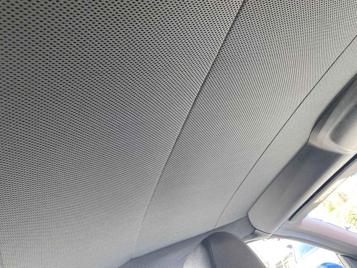 Used Volkswagen T-Roc 2023 for sale - 75999721: Photo 31