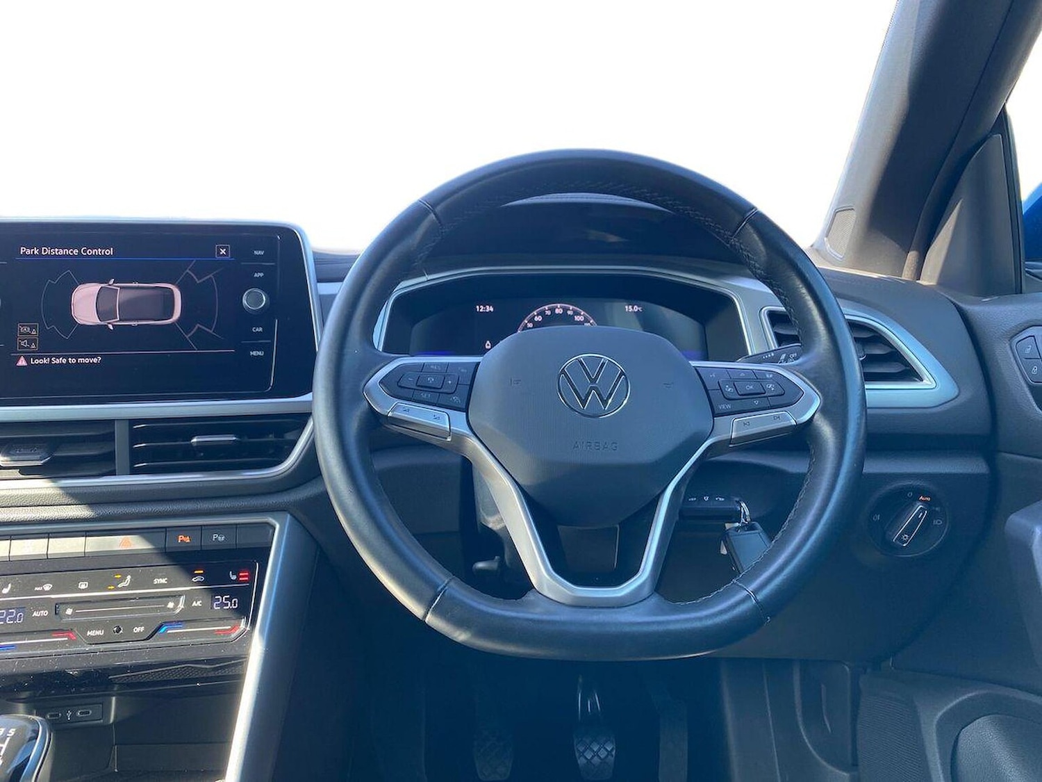 Used Volkswagen T-Roc 2023 for sale - 75999721: Photo 9