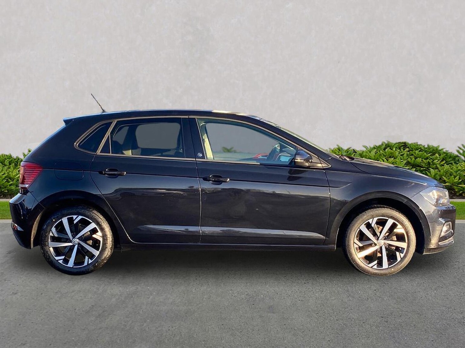 Used Volkswagen Polo 2019 for sale - 76785233: Photo 3