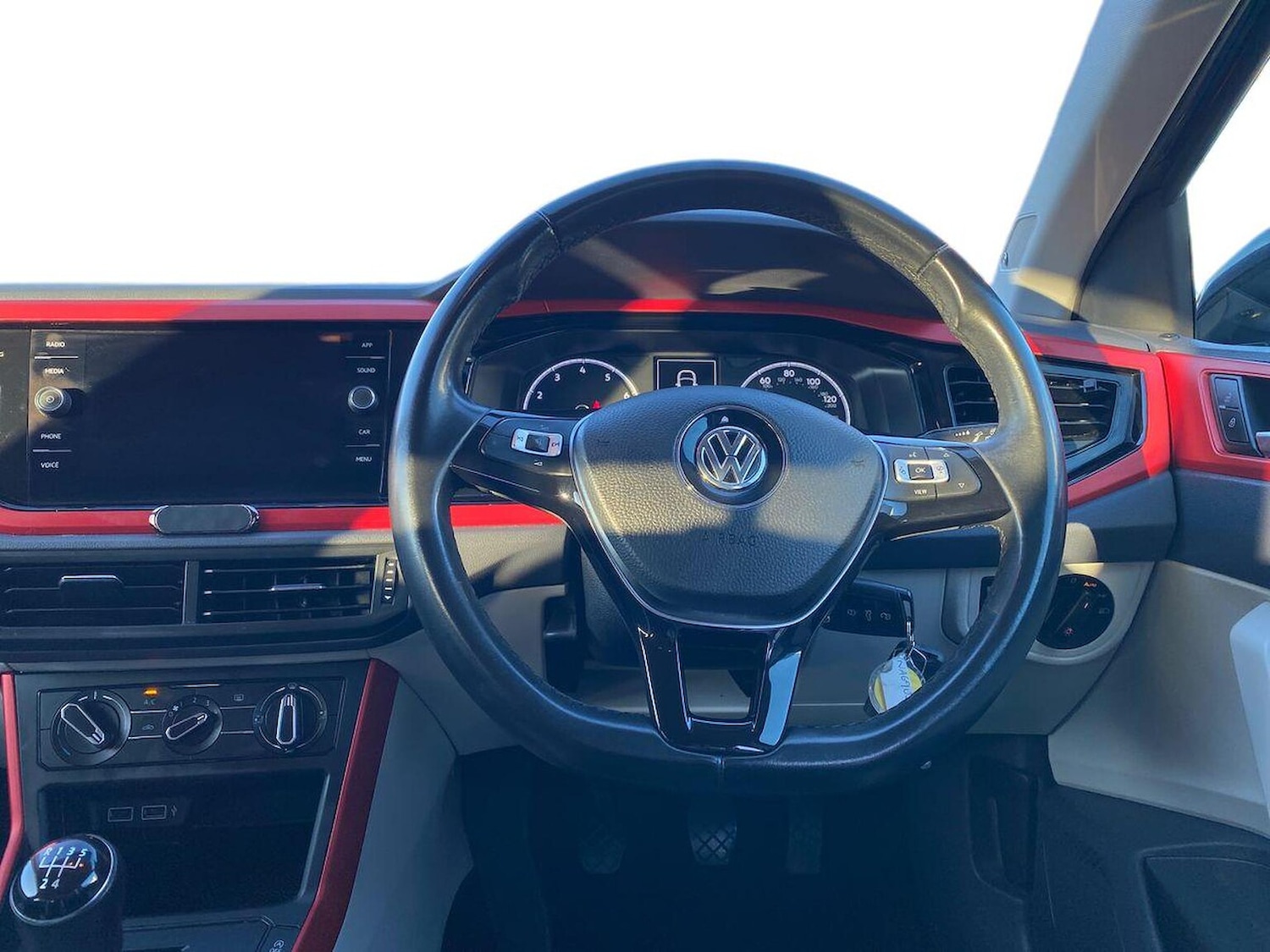 Used Volkswagen Polo 2019 for sale - 76785233: Photo 9