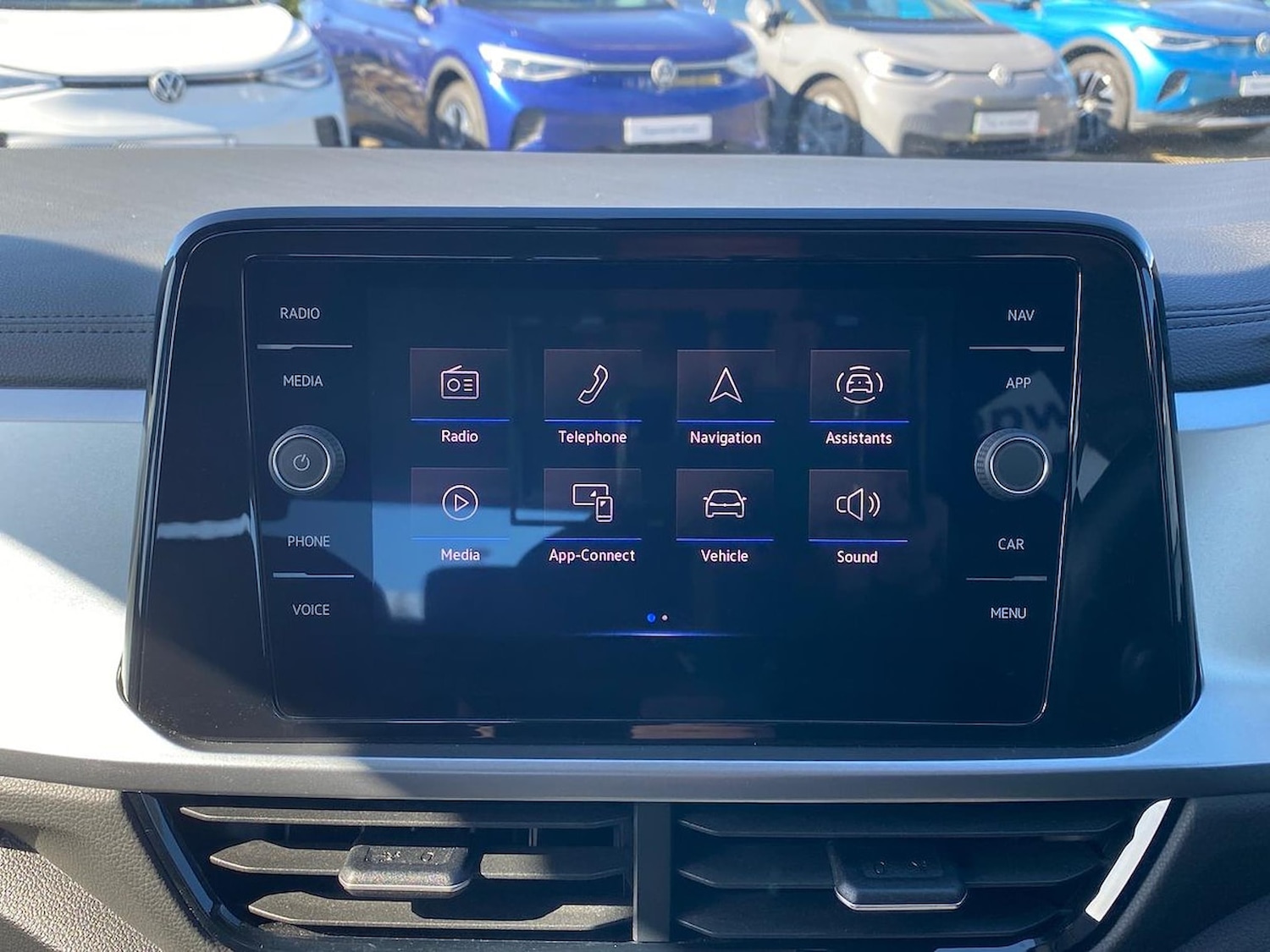 Used Volkswagen T-Roc 2022 for sale - 77931712: Photo 11