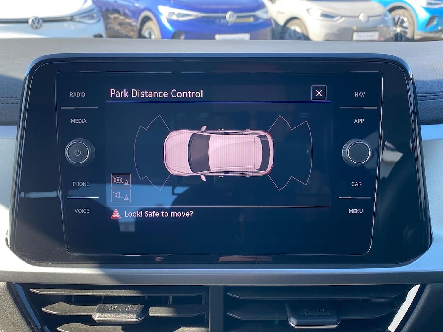 Used Volkswagen T-Roc 2022 for sale - 77931712: Photo 23