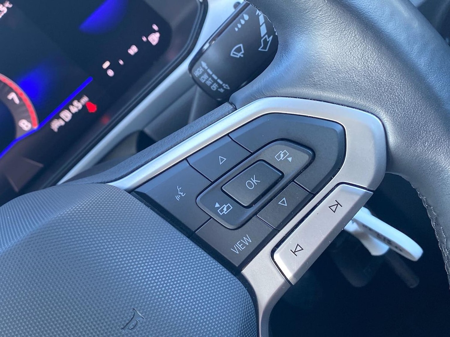 Used Volkswagen T-Roc 2022 for sale - 77931712: Photo 24