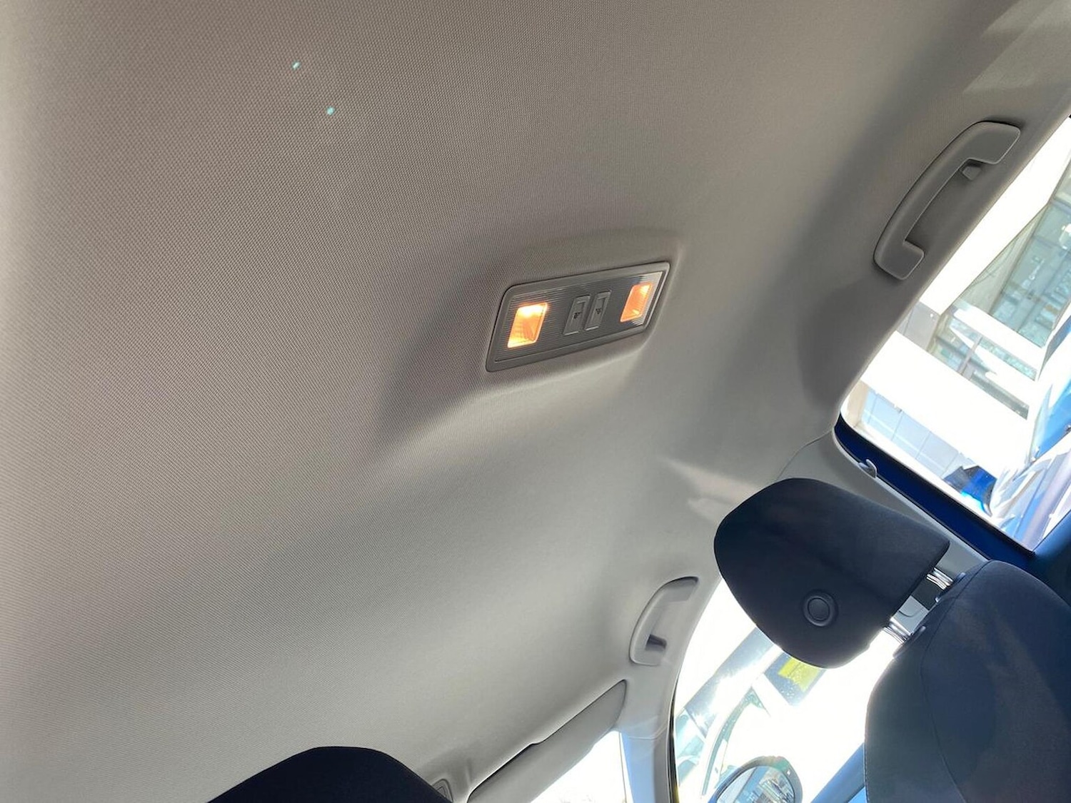 Used Volkswagen T-Roc 2022 for sale - 77931712: Photo 30