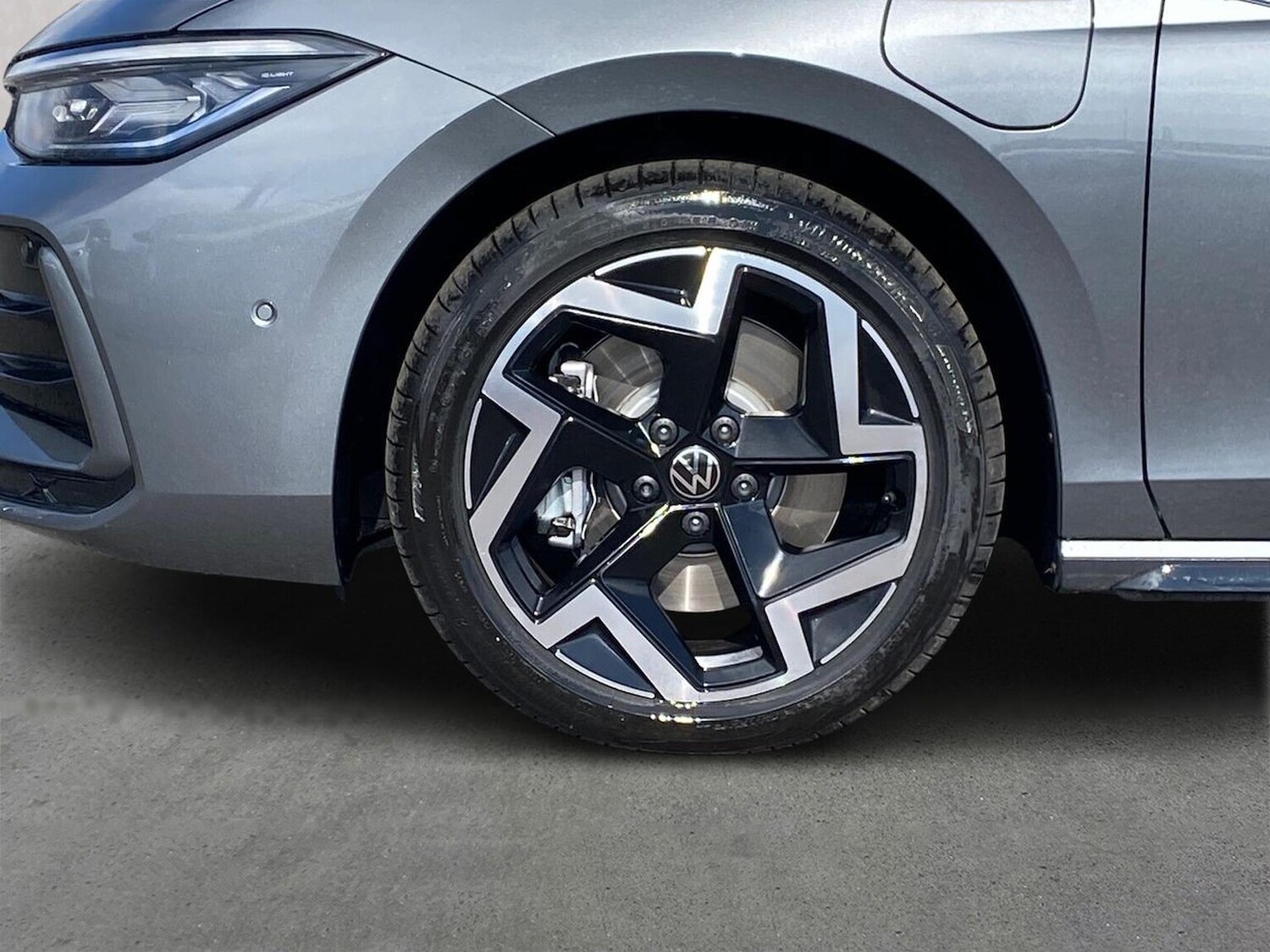 Used Volkswagen Passat 2025 for sale - 76115529: Photo 6