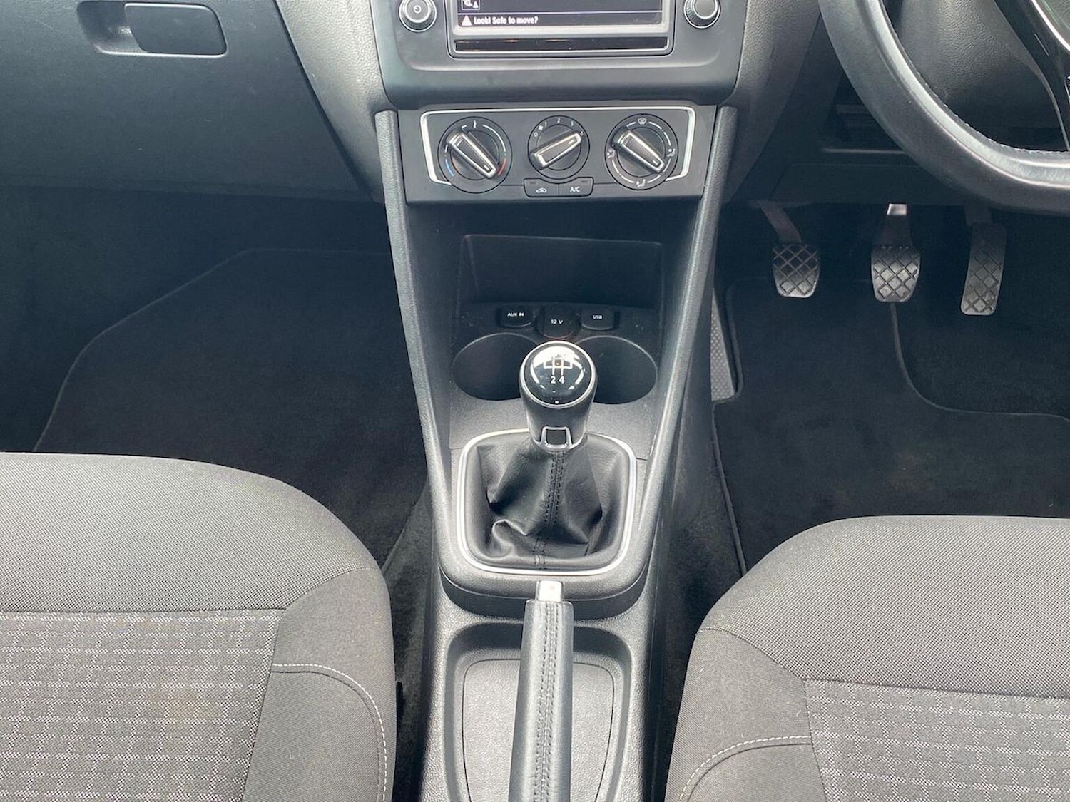 Used Volkswagen Polo 2016 for sale - 76369120: Photo 13