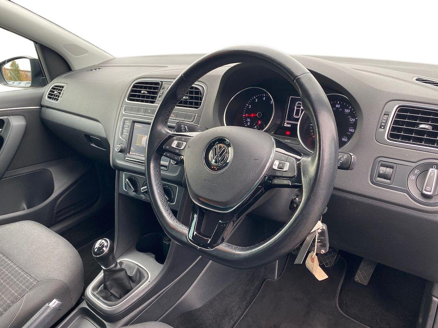 Used Volkswagen Polo 2016 for sale - 76369120: Photo 15