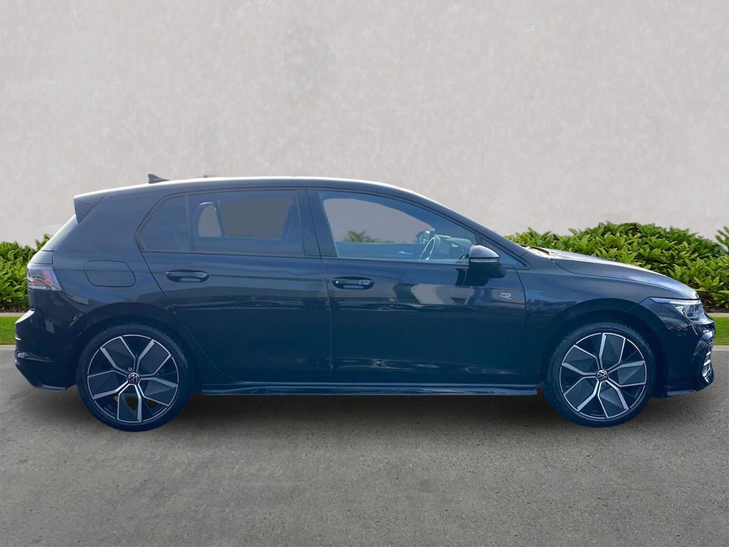 Used Volkswagen Golf 2025 for sale - 77759324: Photo 3