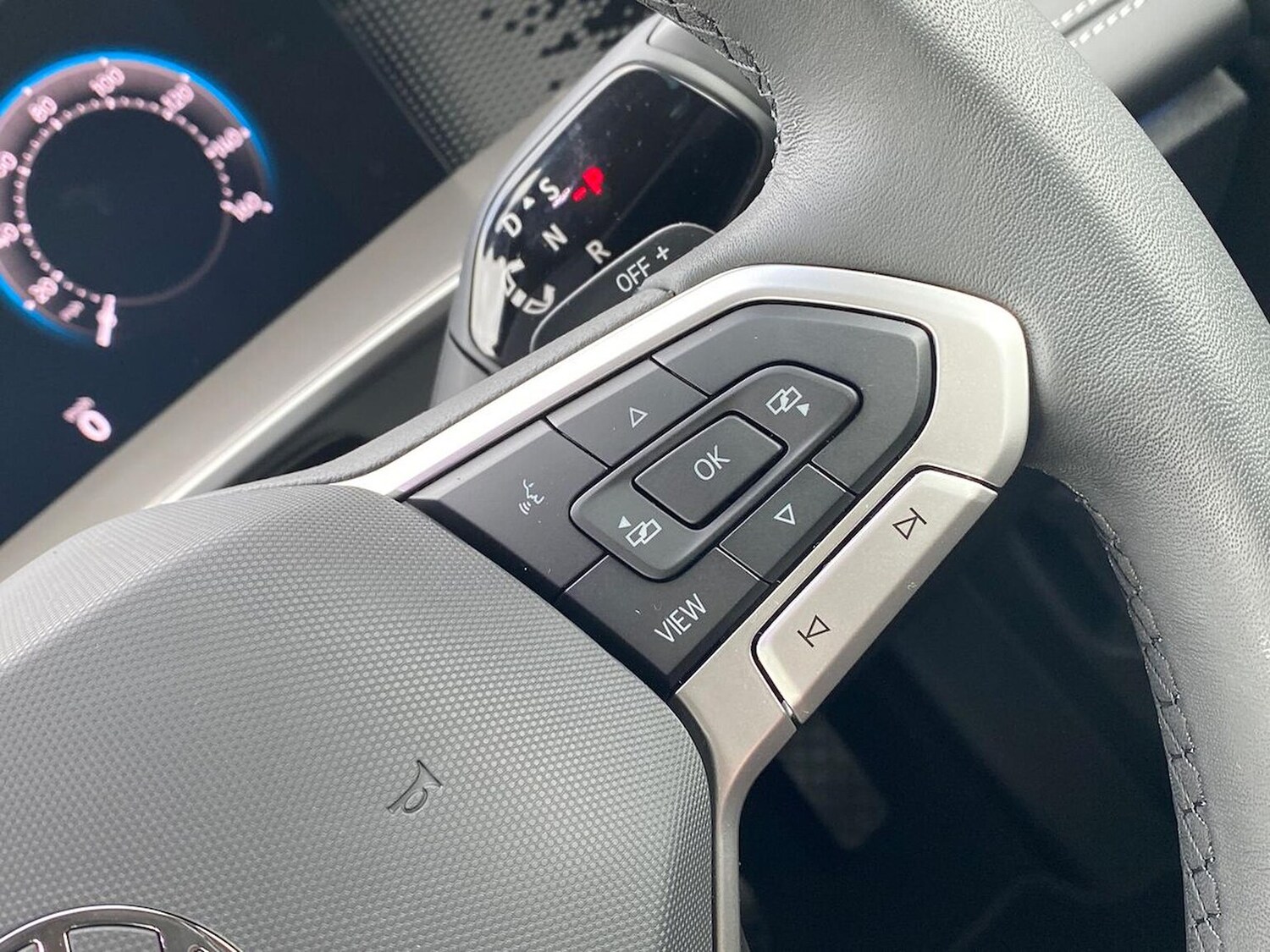 Used Volkswagen Touran 2025 for sale - 76187054: Photo 25