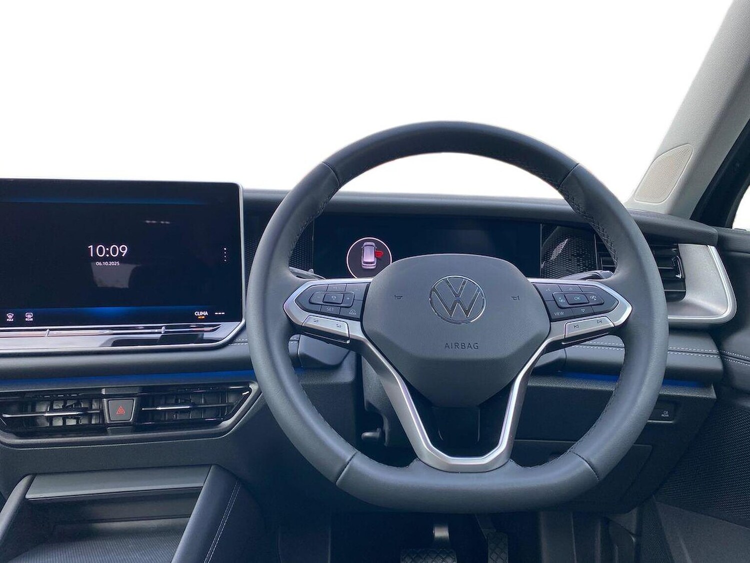 Used Volkswagen Touran 2025 for sale - 76187054: Photo 9