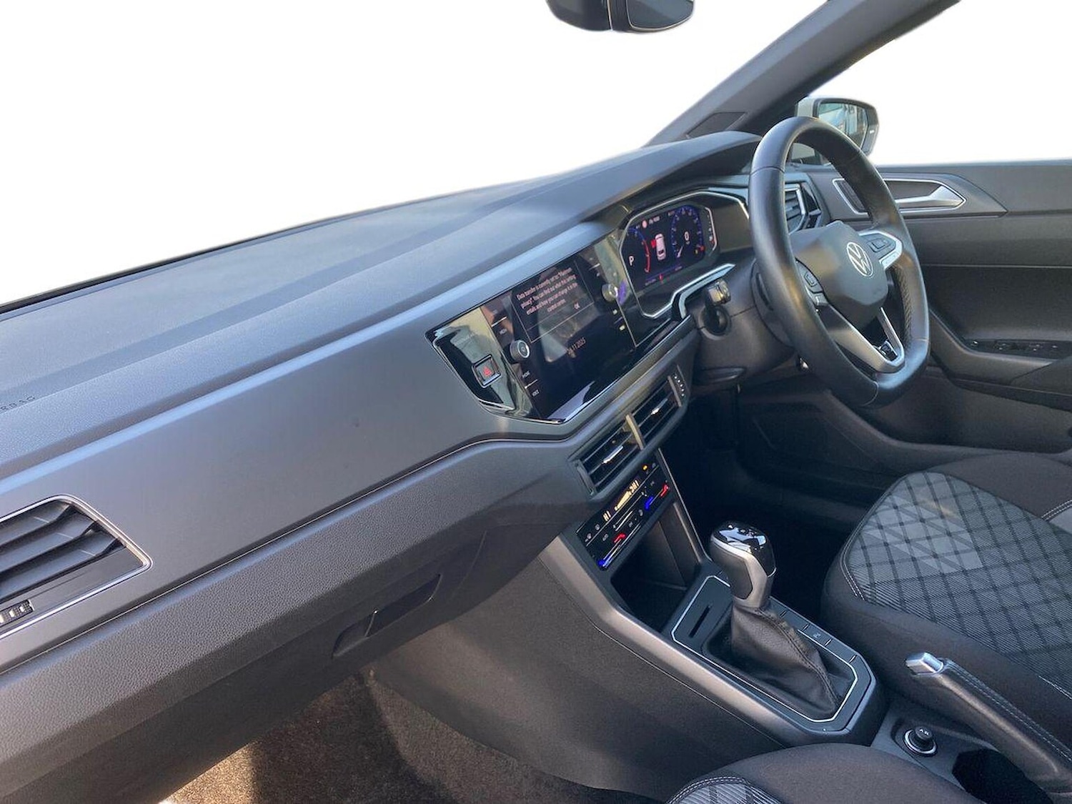 Used Volkswagen Polo 2023 for sale - 76725859: Photo 7