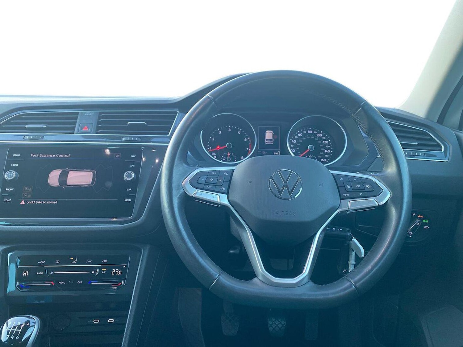 Used Volkswagen Tiguan 2023 for sale - 76751915: Photo 9