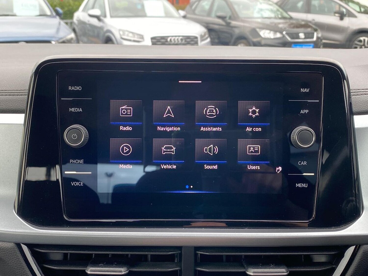 Used Volkswagen T-Roc 2022 for sale - 76206119: Photo 11