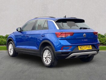 Used Volkswagen T-Roc 2022 for sale - 76206119: Photo 2