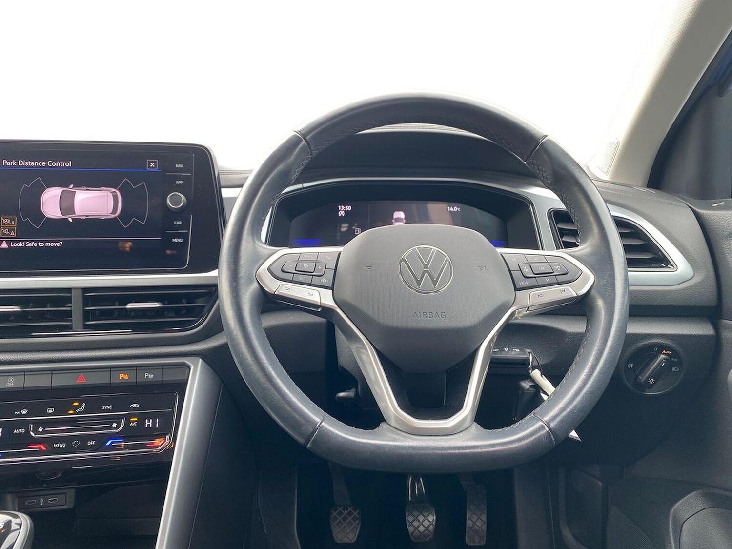 Used Volkswagen T-Roc 2022 for sale - 76206119: Photo 9