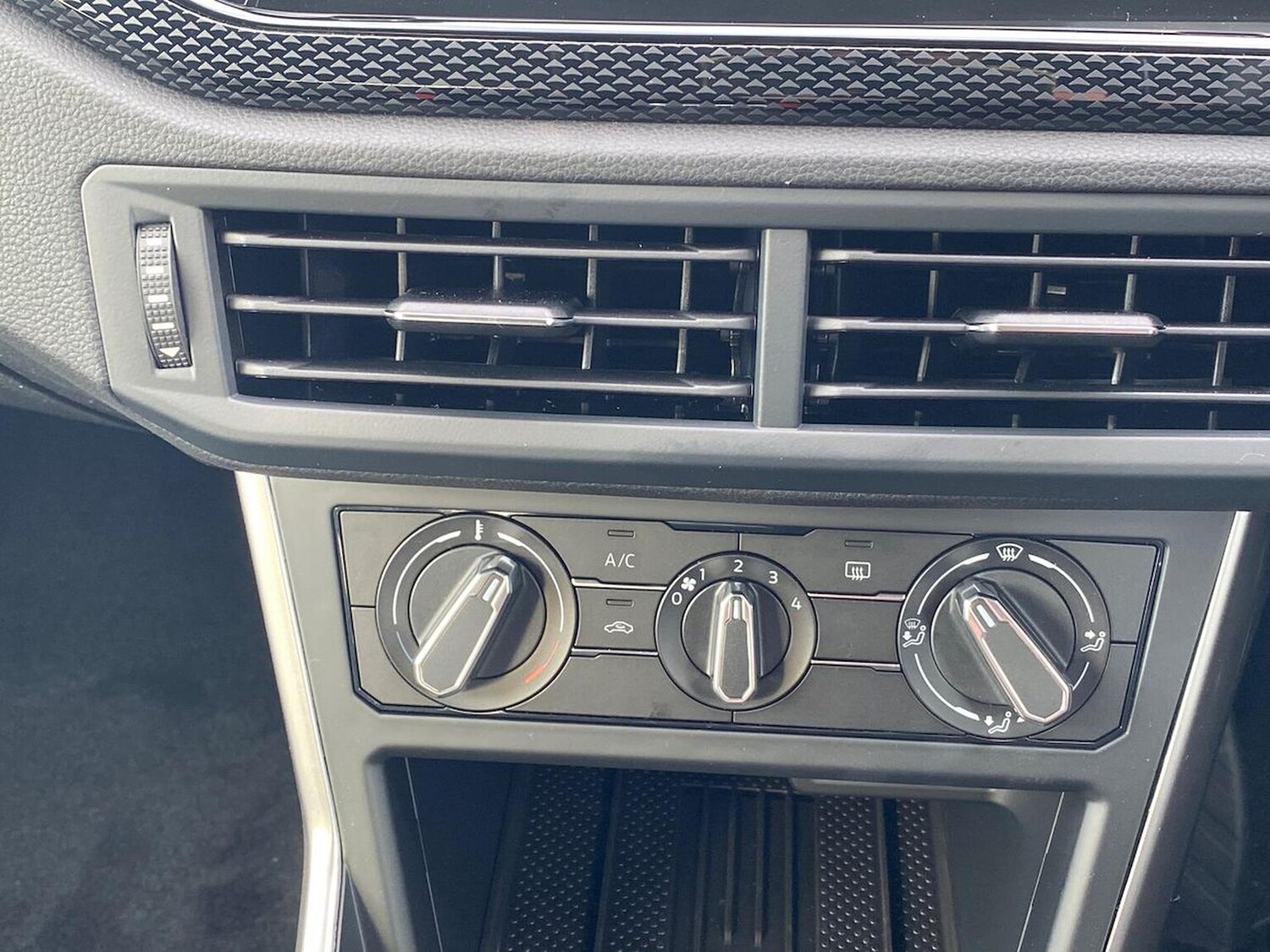 Used Volkswagen Polo 2026 for sale - 78195196: Photo 12