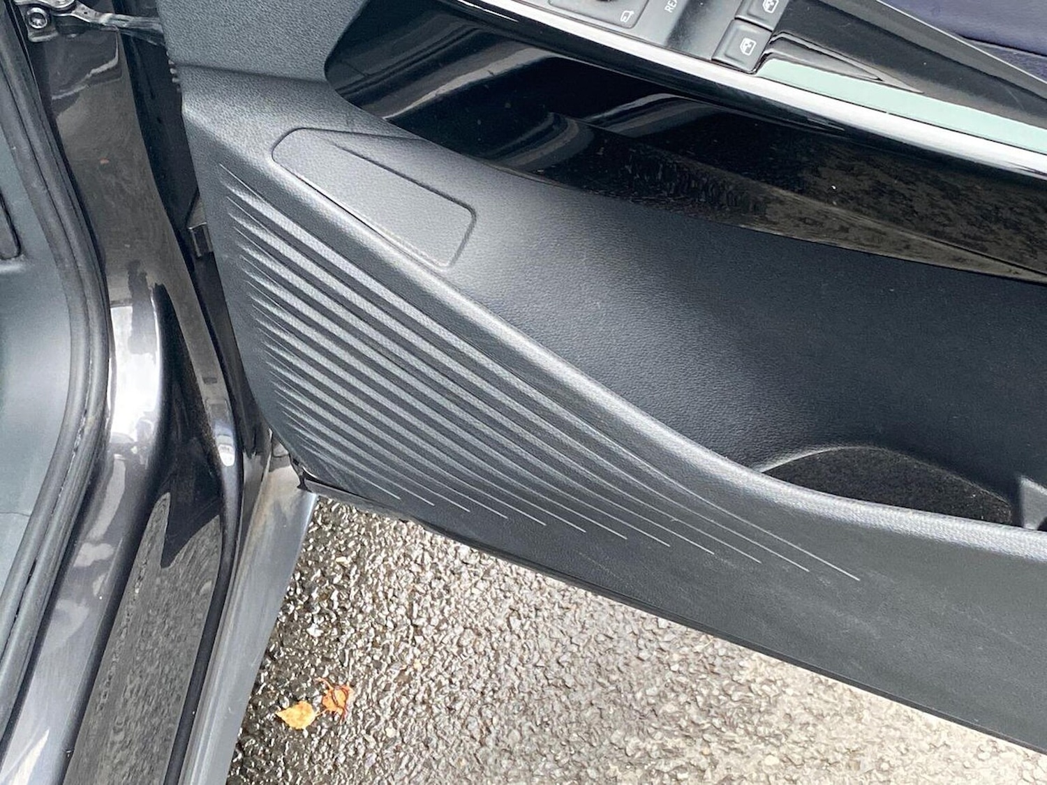 Used Volkswagen ID.4 2022 for sale - 76583256: Photo 30