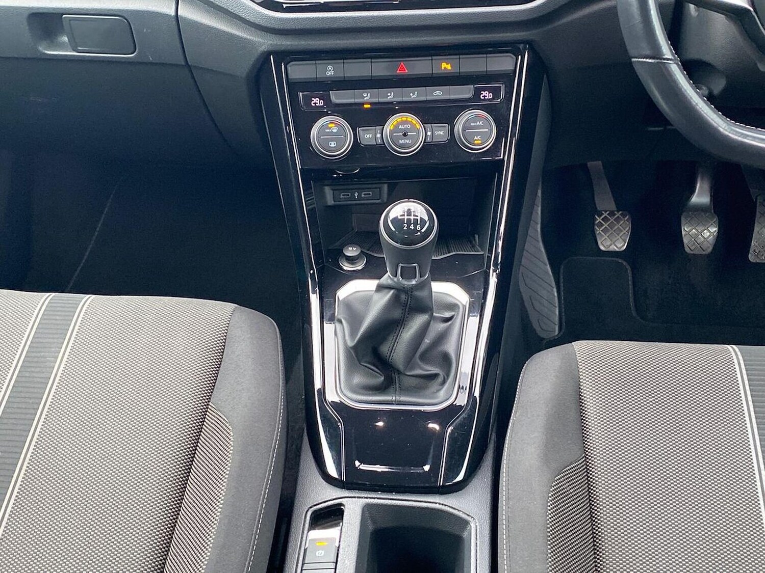 Used Volkswagen T-Roc 2021 for sale - 76578330: Photo 13