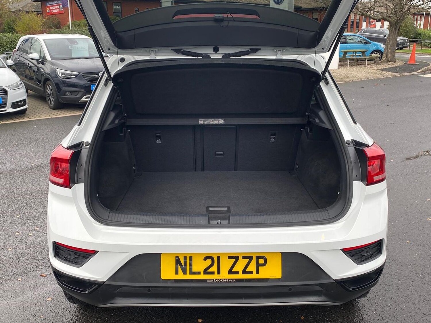 Used Volkswagen T-Roc 2021 for sale - 76578330: Photo 17