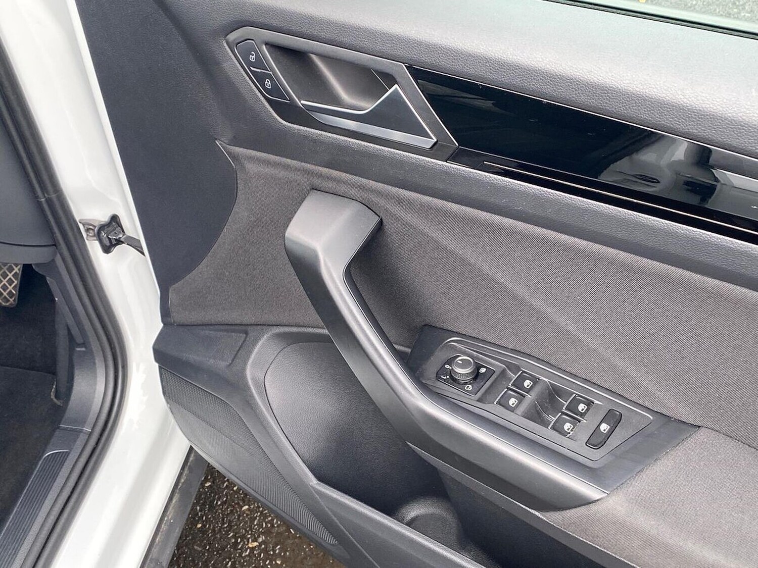 Used Volkswagen T-Roc 2021 for sale - 76578330: Photo 21