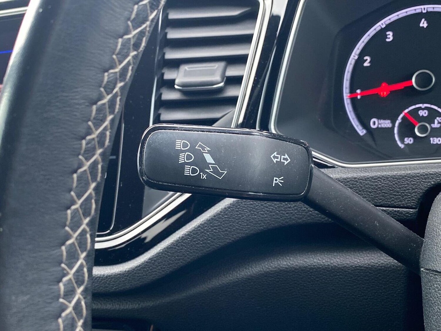 Used Volkswagen T-Roc 2021 for sale - 76578330: Photo 27