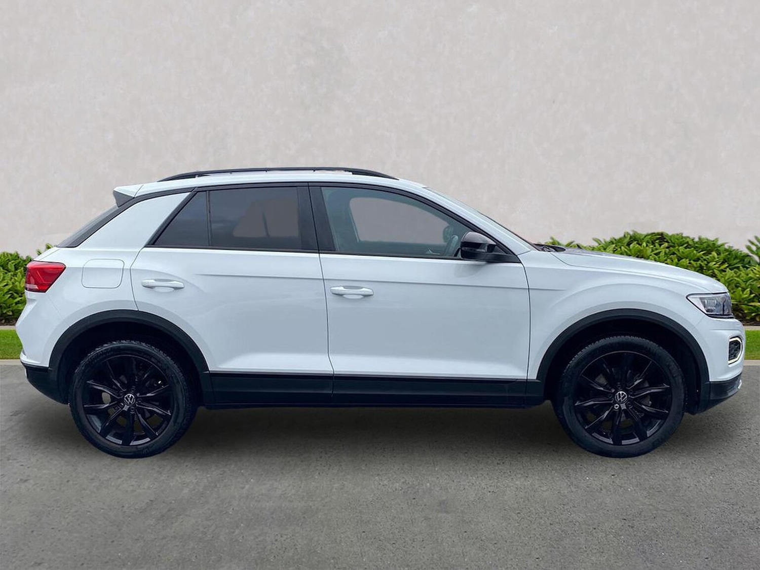 Used Volkswagen T-Roc 2021 for sale - 76578330: Photo 3