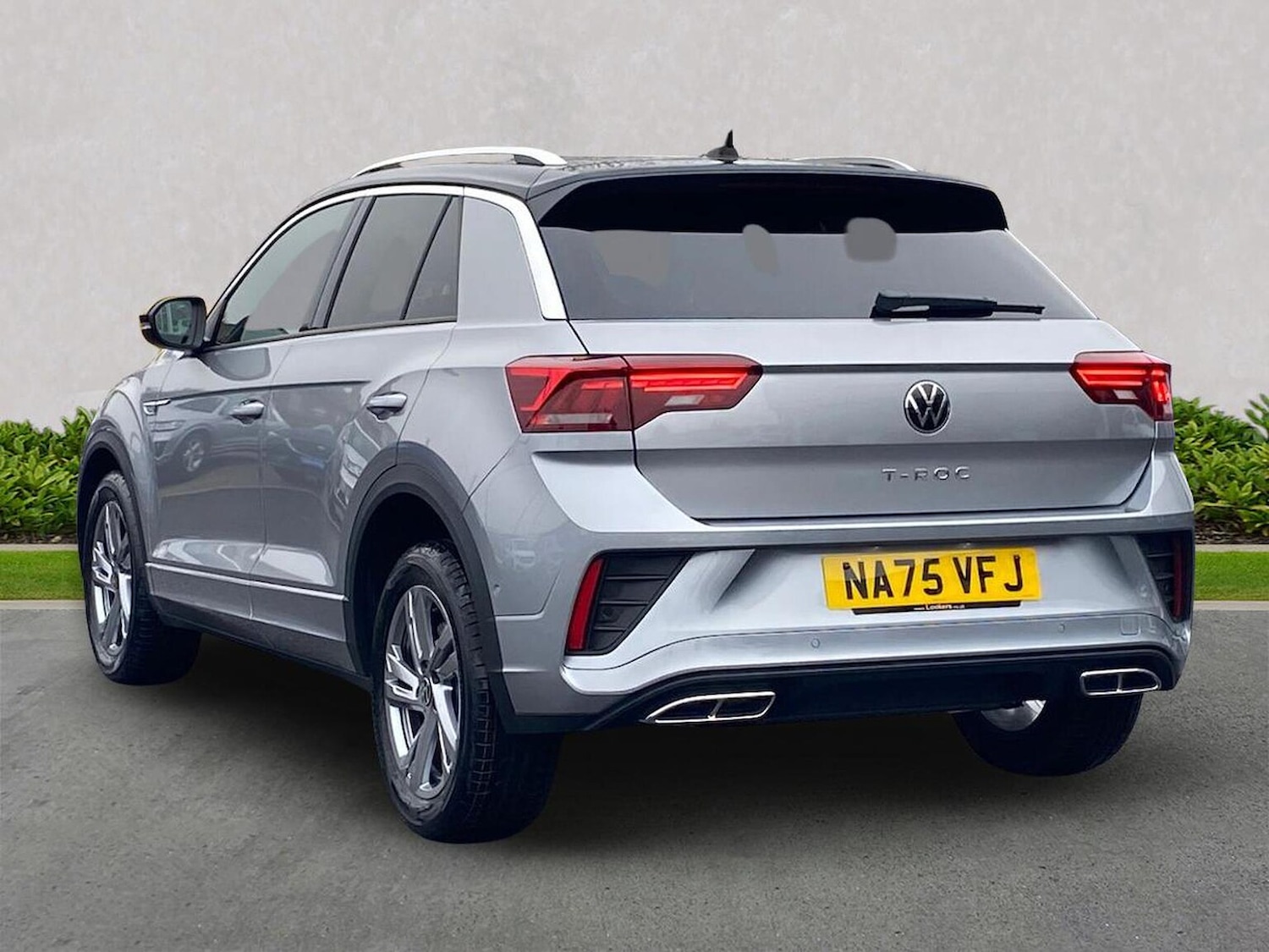 Used Volkswagen T-Roc 2025 for sale - 76492374: Photo 2