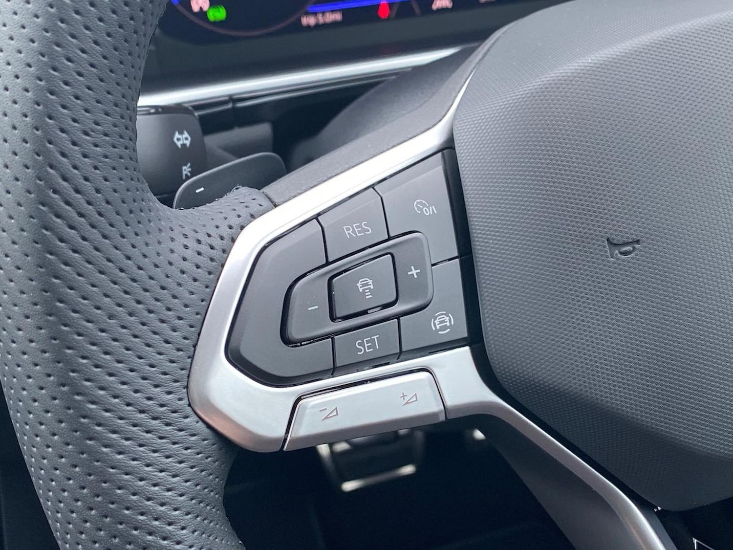 Used Volkswagen T-Roc 2025 for sale - 76492374: Photo 26