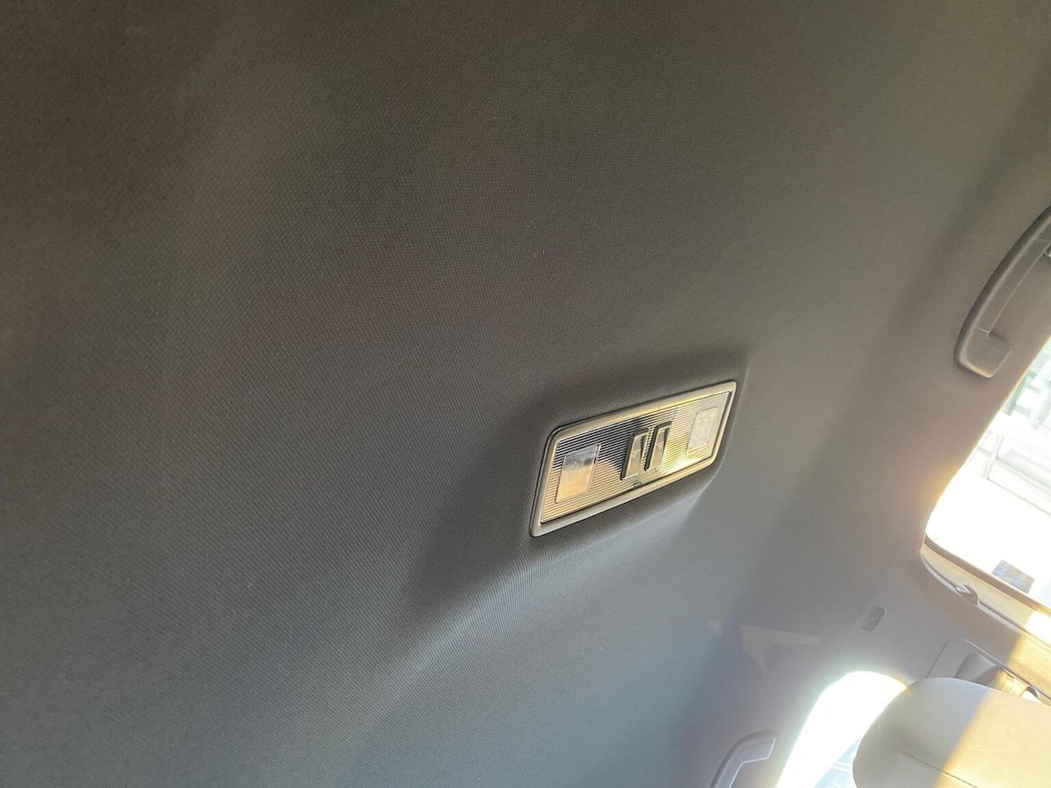 Used Volkswagen T-Roc 2022 for sale - 76860037: Photo 31