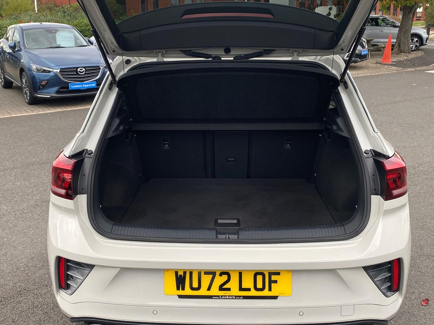 Used Volkswagen T-Roc 2022 for sale - 76206091: Photo 17
