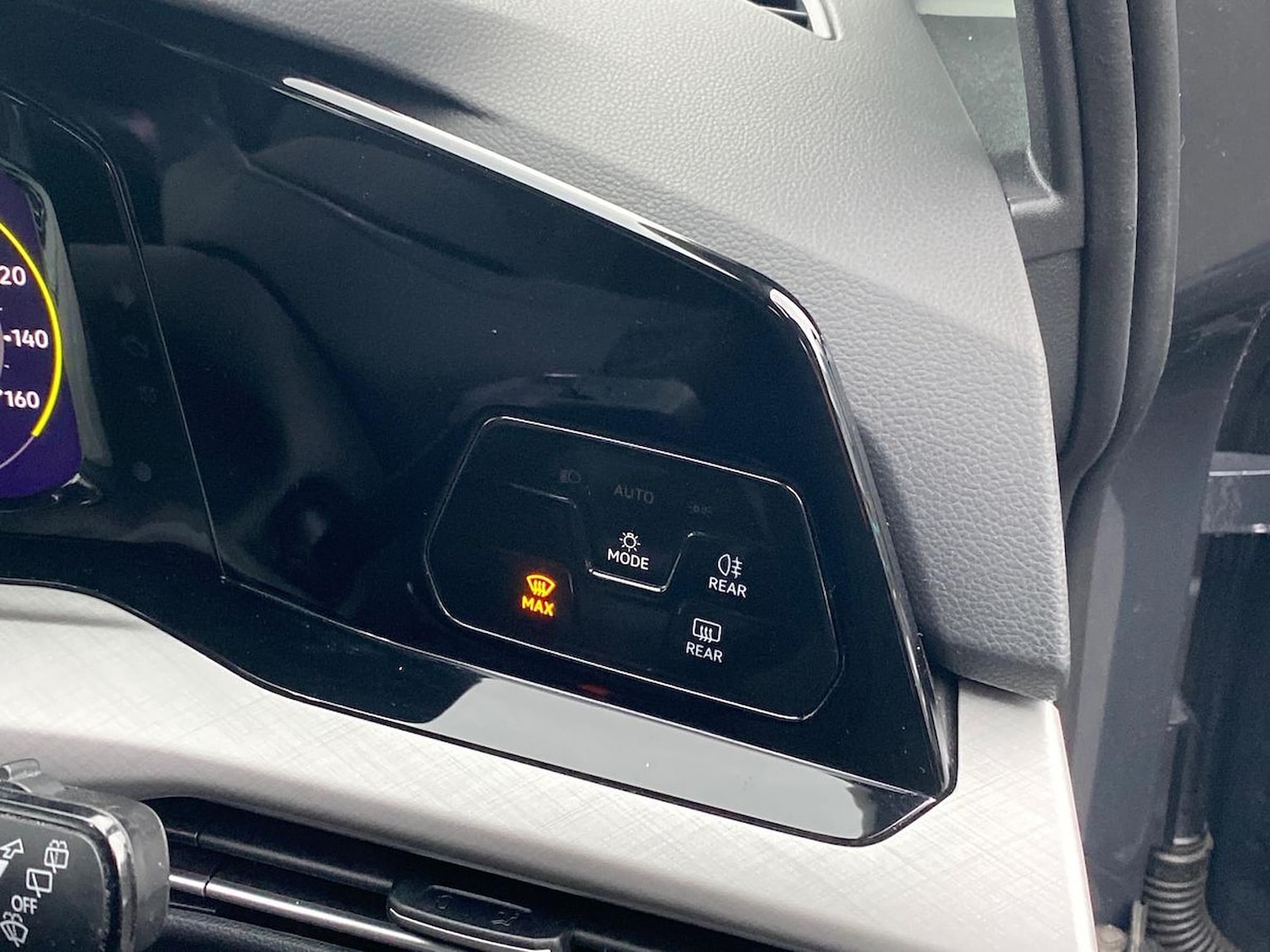 Used Volkswagen Golf 2023 for sale - 76492358: Photo 22