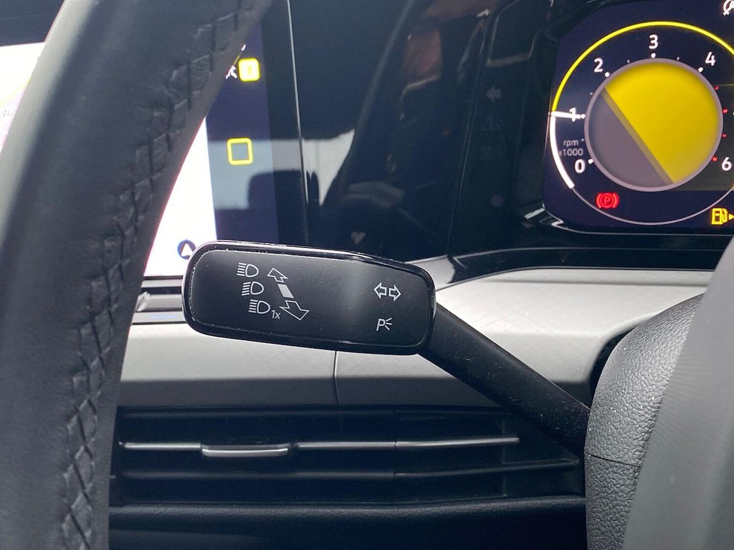 Used Volkswagen Golf 2023 for sale - 76492358: Photo 28