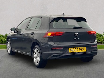 Used Volkswagen Golf 2023 for sale - 76492358: Photo