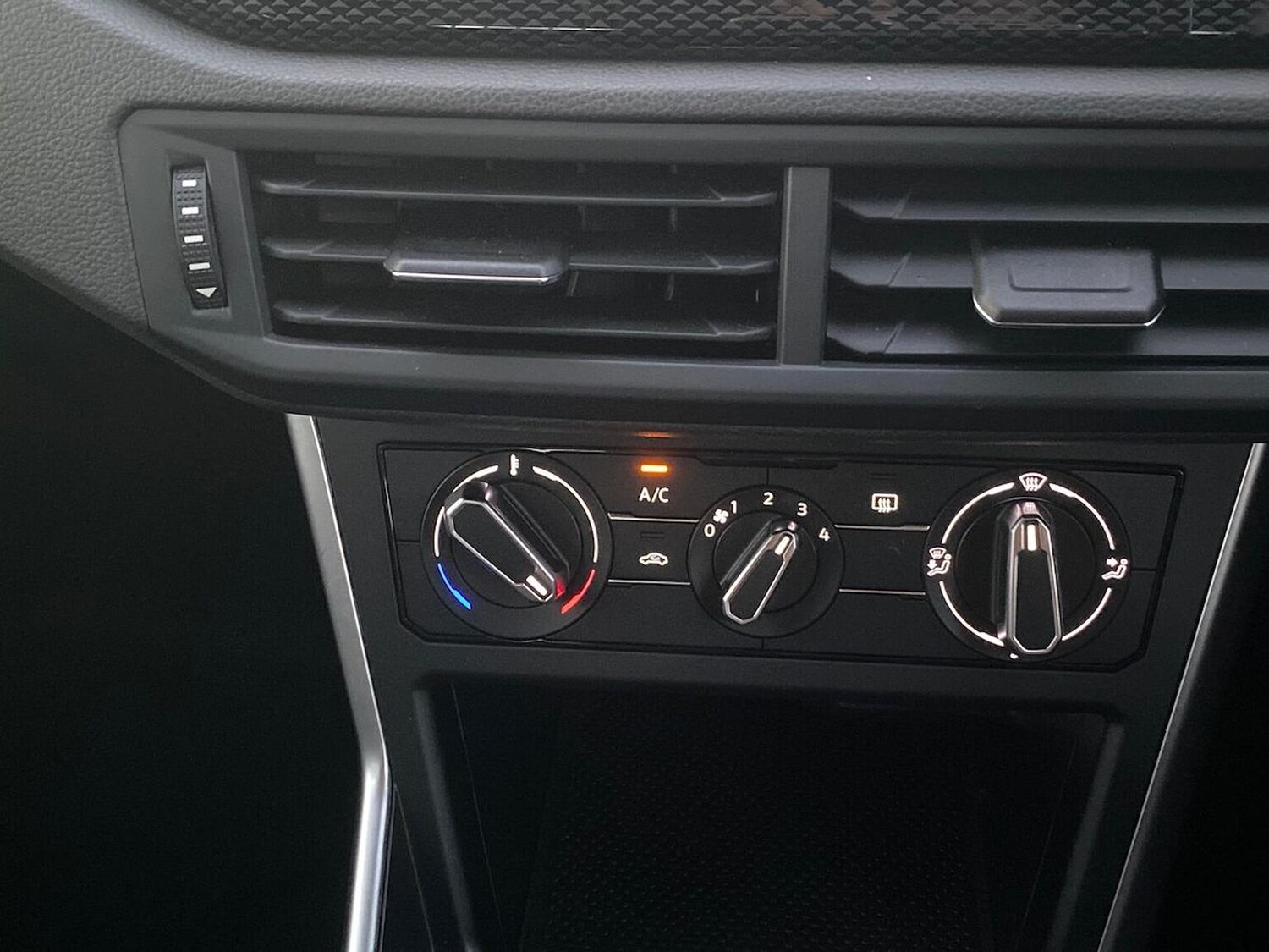 Used Volkswagen Polo 2023 for sale - 76725863: Photo 12