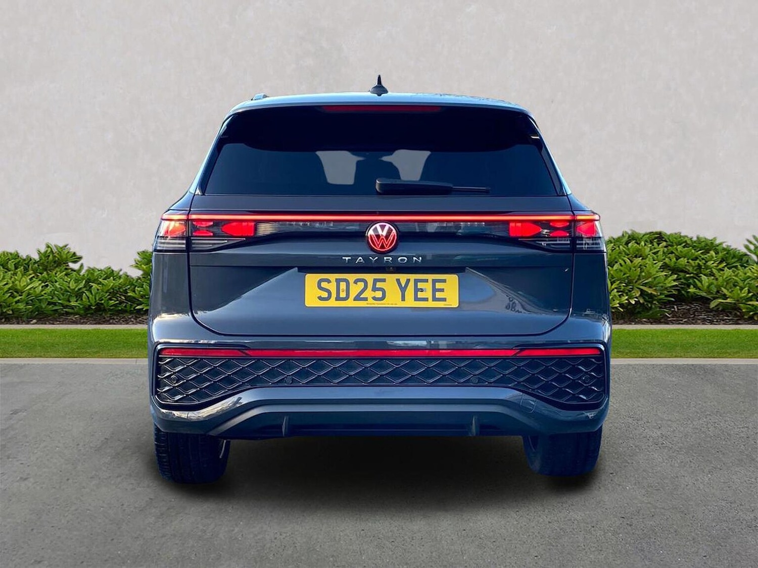 Used Volkswagen Touran 2025 for sale - 76785236: Photo 4