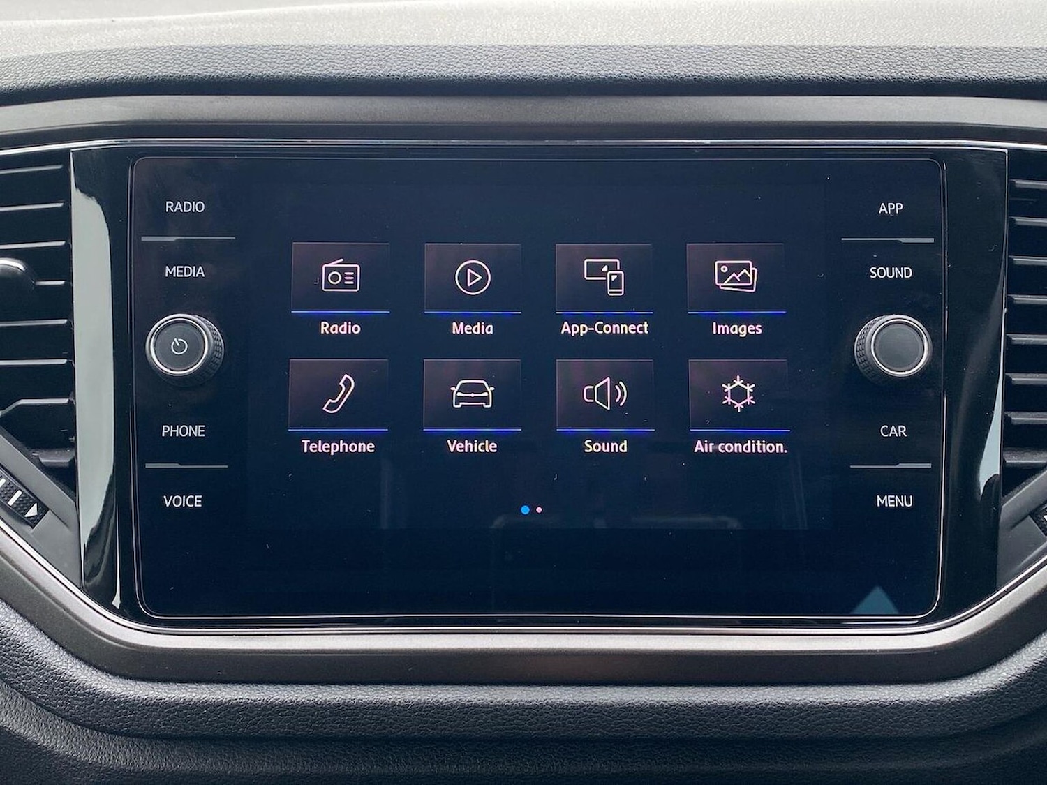 Used Volkswagen T-Roc 2020 for sale - 76571020: Photo 11