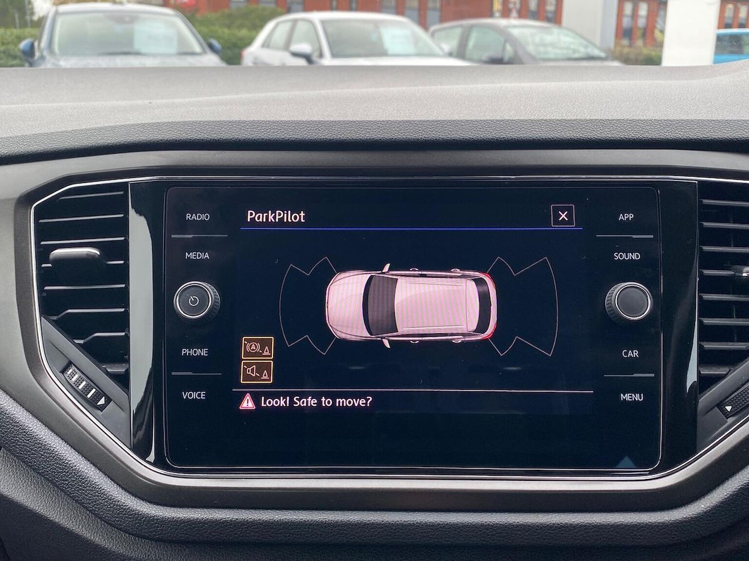 Used Volkswagen T-Roc 2020 for sale - 76571020: Photo 23