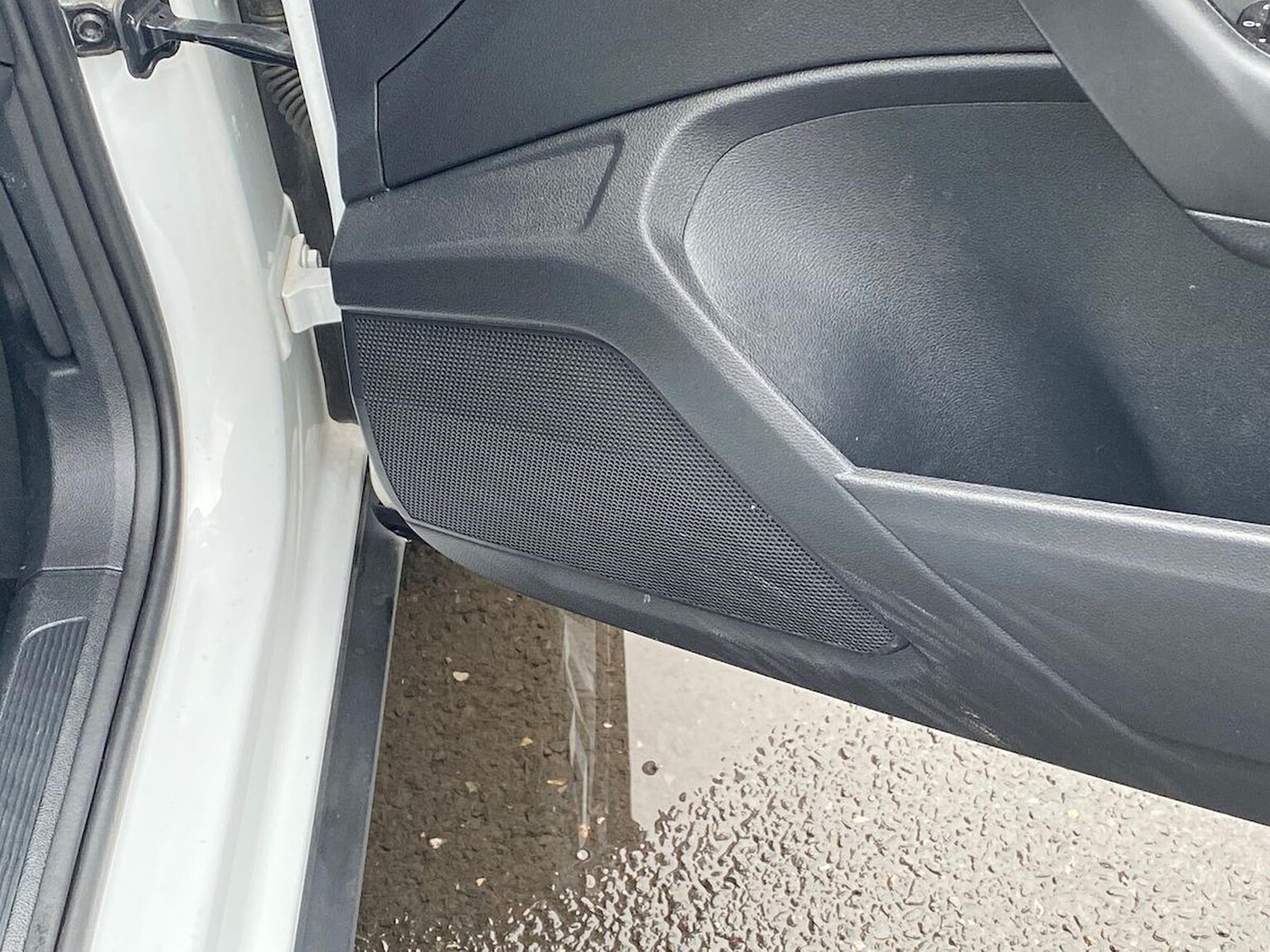 Used Volkswagen T-Roc 2020 for sale - 76571020: Photo 29