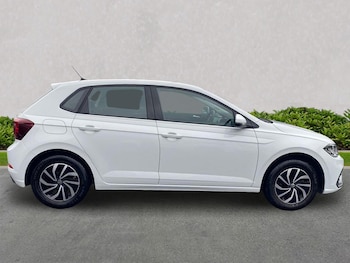 Used Volkswagen Polo 2023 for sale - 75773141: Photo
