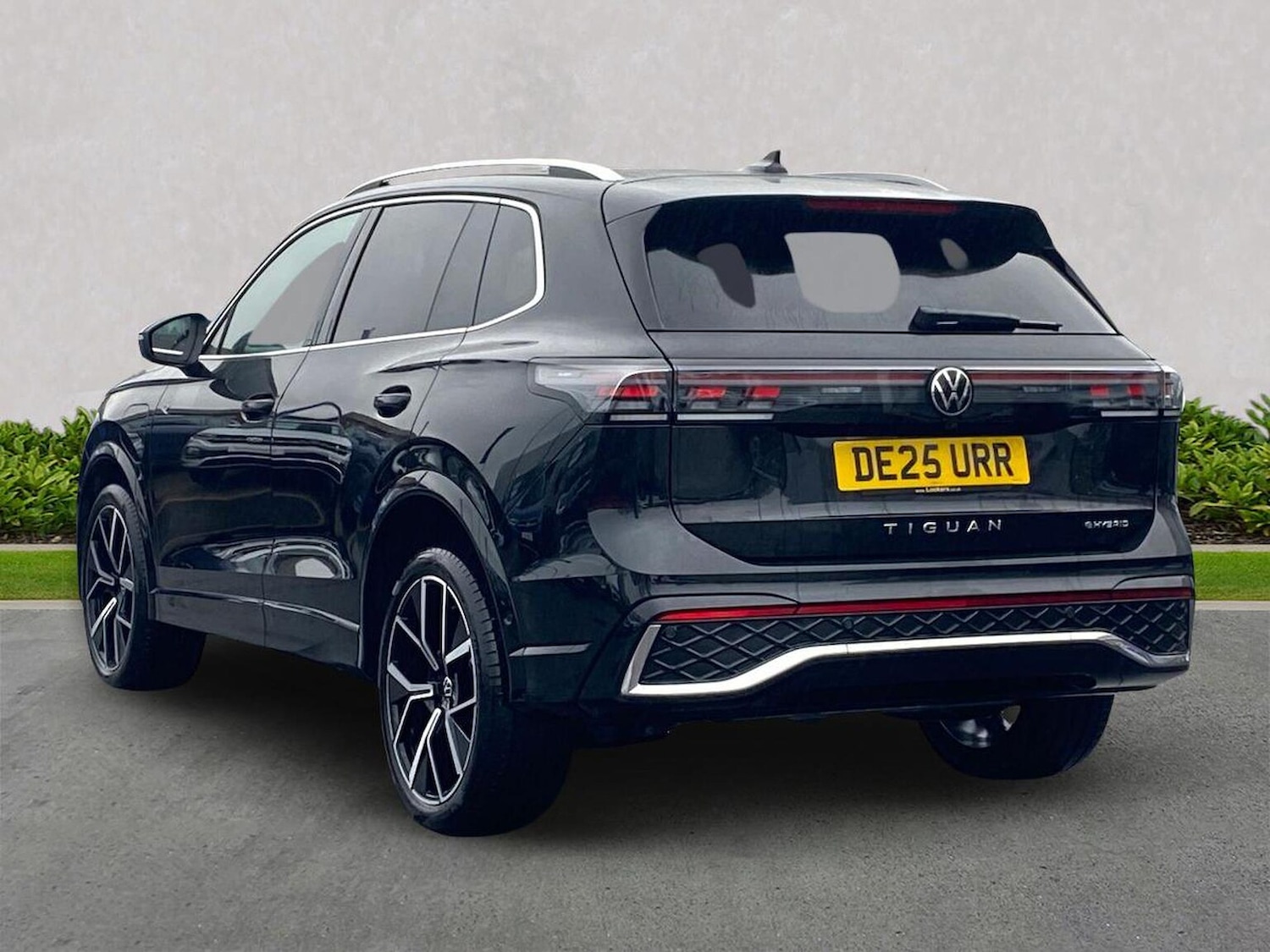 Used Volkswagen Tiguan 2025 for sale - 77802143: Photo 2