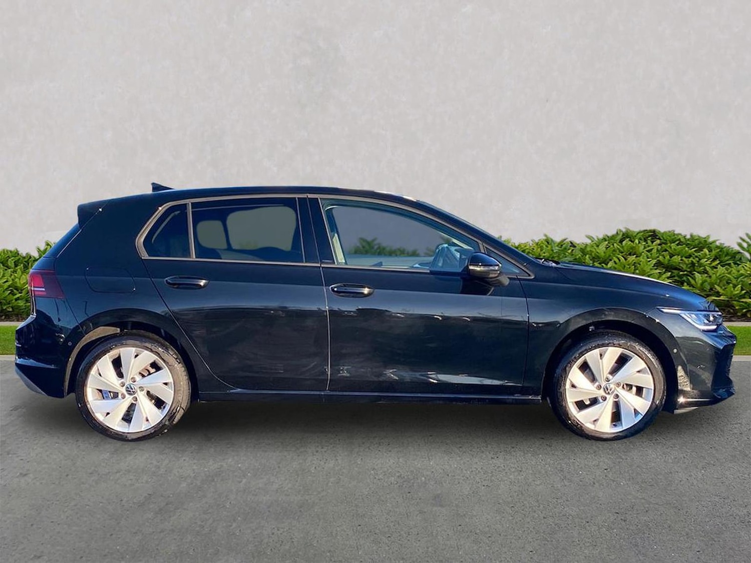 Used Volkswagen Golf 2025 for sale - 77003673: Photo 5