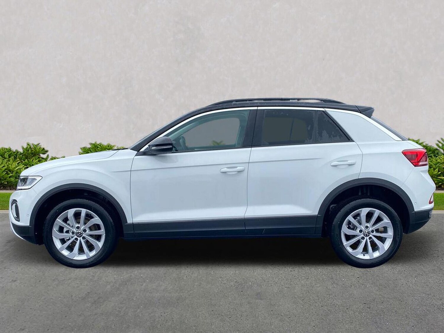Used Volkswagen T-Roc 2025 for sale - 76157297: Photo 19