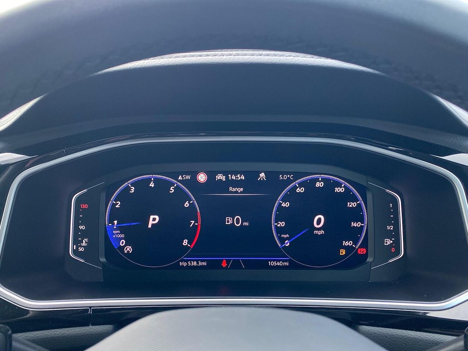 Used Volkswagen T-Roc 2022 for sale - 77688011: Photo 10