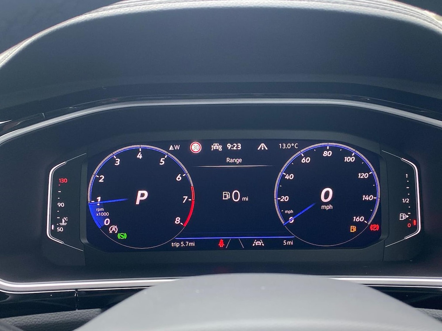 Used Volkswagen T-Roc 2025 for sale - 76492378: Photo 10