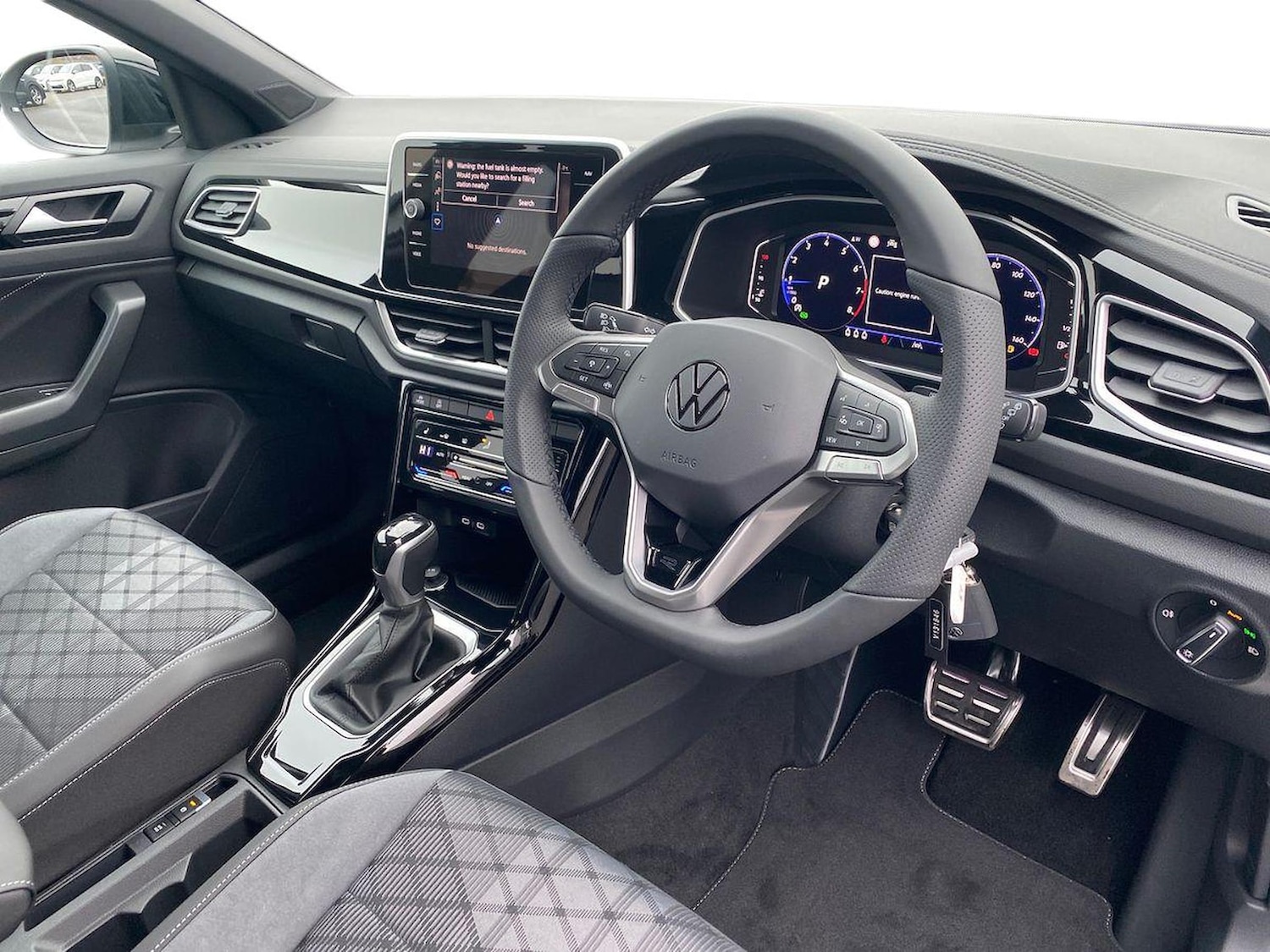 Used Volkswagen T-Roc 2025 for sale - 76492378: Photo 15