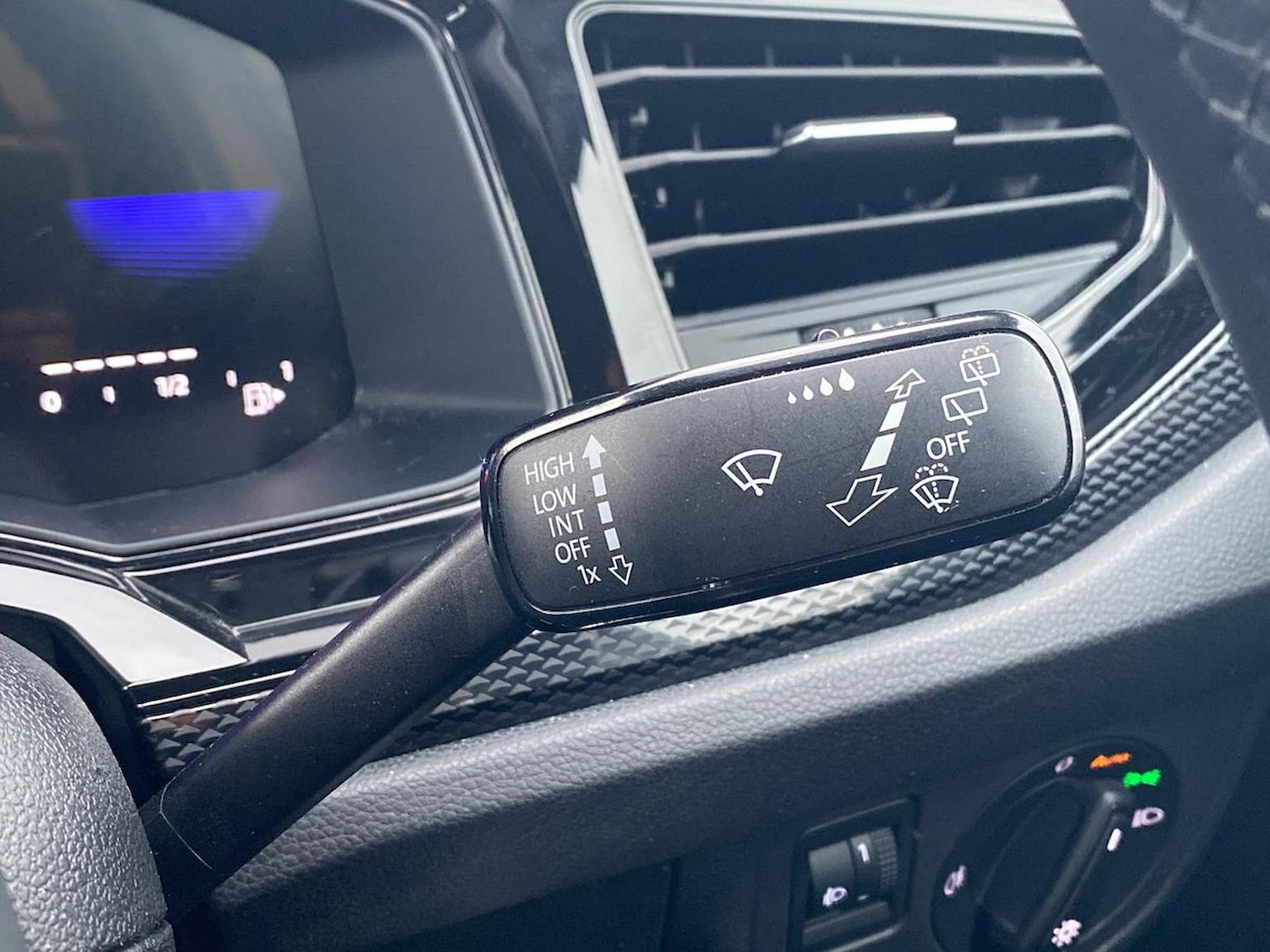 Used Volkswagen Polo 2023 for sale - 76541798: Photo 26