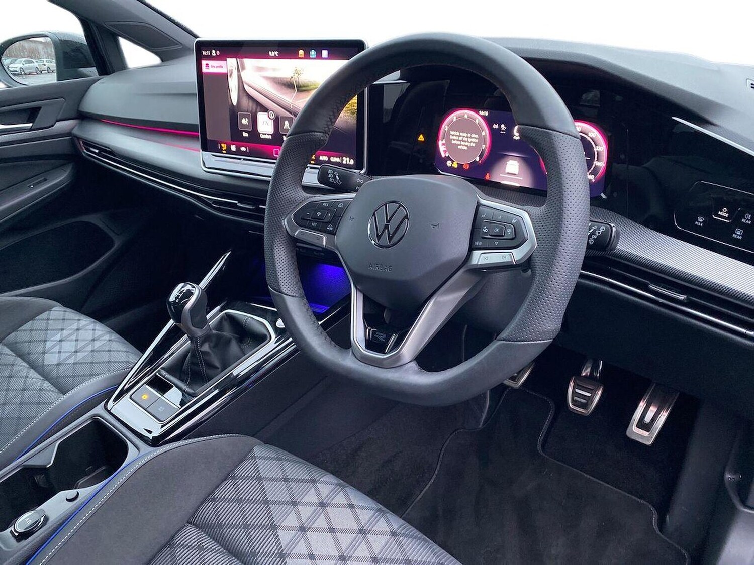 Used Volkswagen Golf 2025 for sale - 76963472: Photo 15